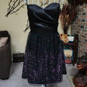 Taboo sz medium black / purple dress
